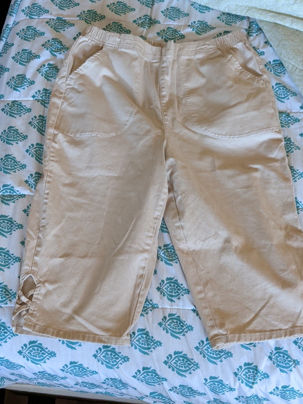 croft & barrow Beige Capri Pants with Side Tie Detail